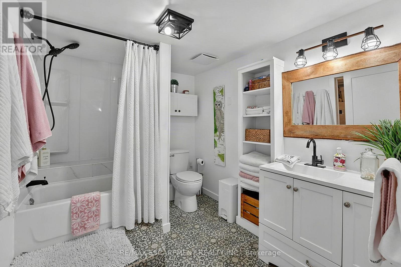 1073 CEDAR BEACH ROAD - Image 31