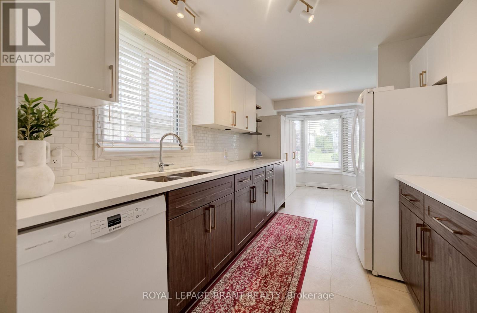 102 WILLIAM STREET N - Image 10