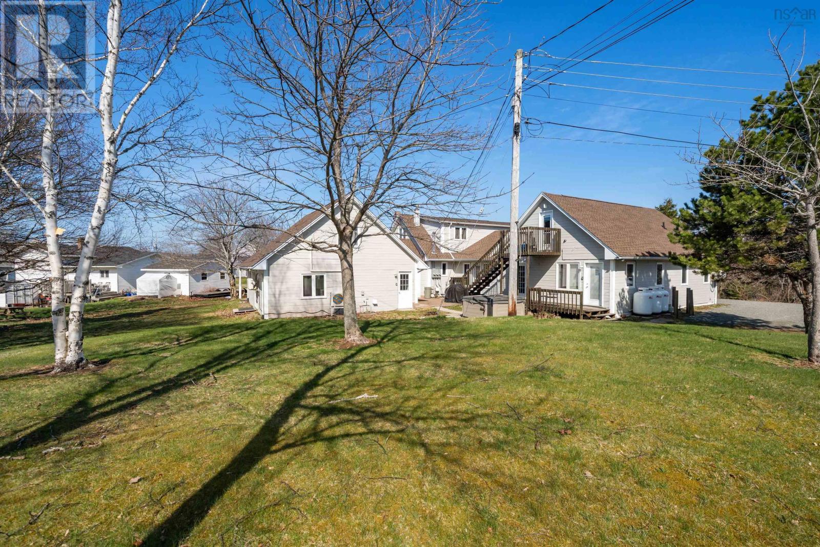 #4 Tupper Court - 9