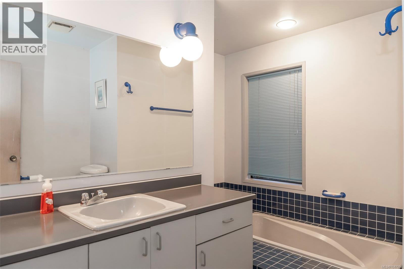 3574 McInnis Rise - Image 21