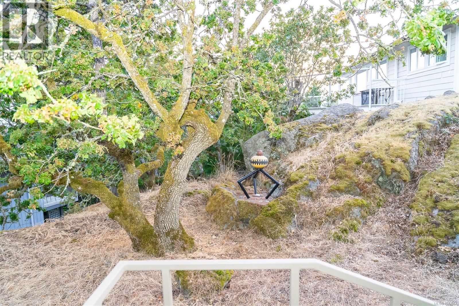 3574 McInnis Rise - Image 30