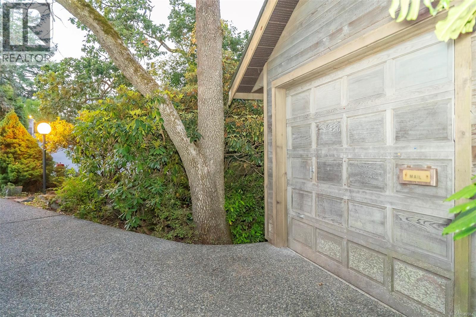 3574 McInnis Rise - 43