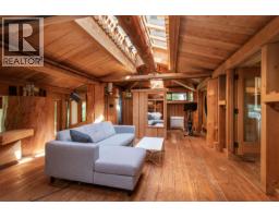 1010 Taki-te-si Road, Gambier Island, BC V0N1V0 Photo 19