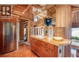 1010 Taki-te-si Road, Gambier Island, BC V0N1V0 Photo 13