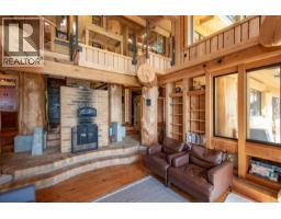 1010 Taki-te-si Road, Gambier Island, BC V0N1V0 Photo 10
