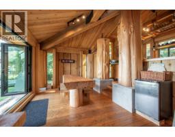 1010 Taki-te-si Road, Gambier Island, BC V0N1V0 Photo 14