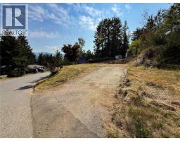 528 Eagle Cres, Gold River, BC V0P1G0 Photo 6