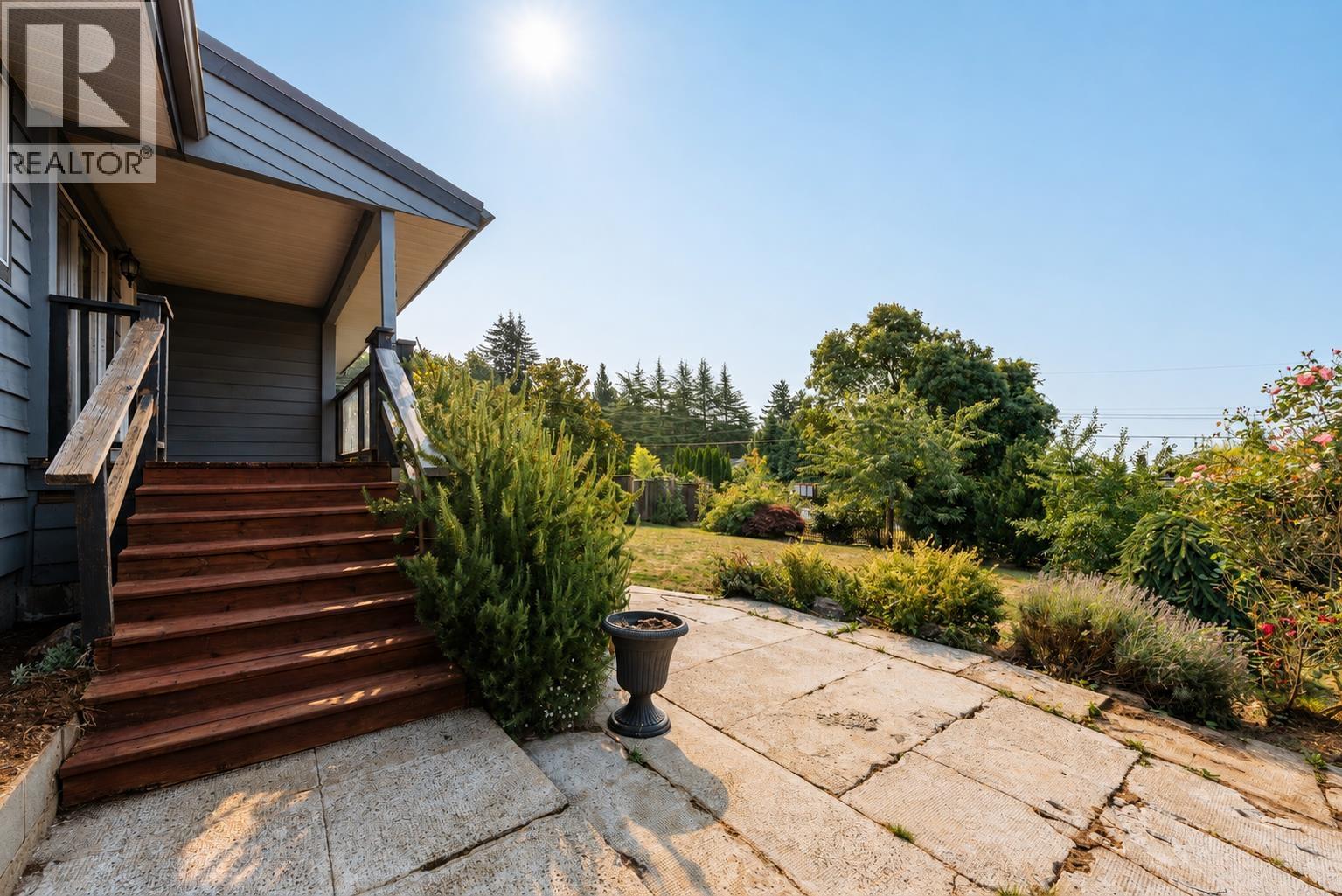 6504 MEIER ROAD, Sechelt