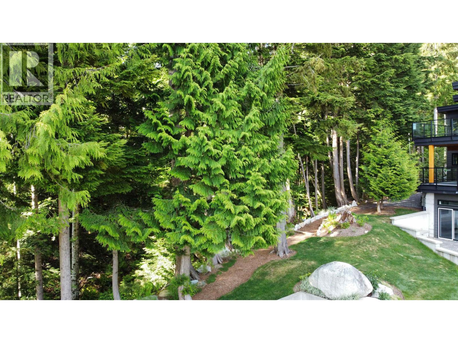 685 COPPER DRIVE, Squamish
