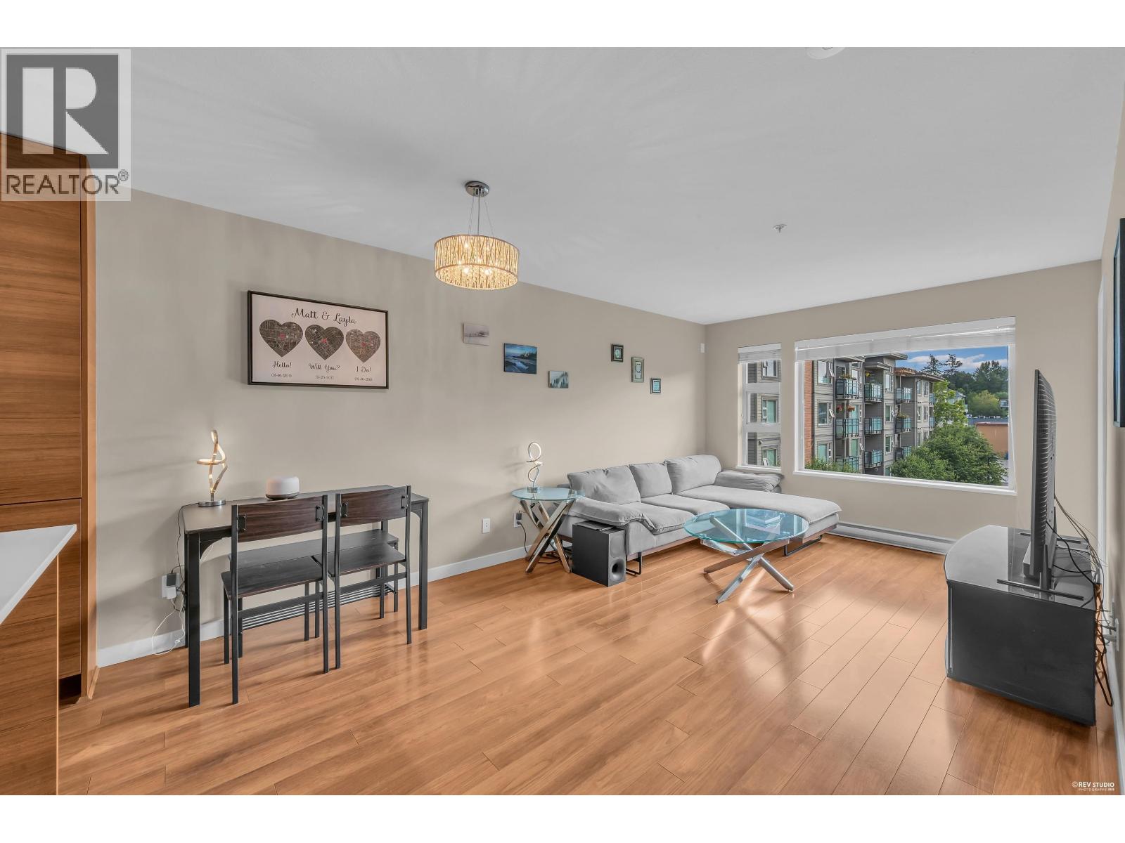 401 1677 LLOYD AVENUE, North Vancouver