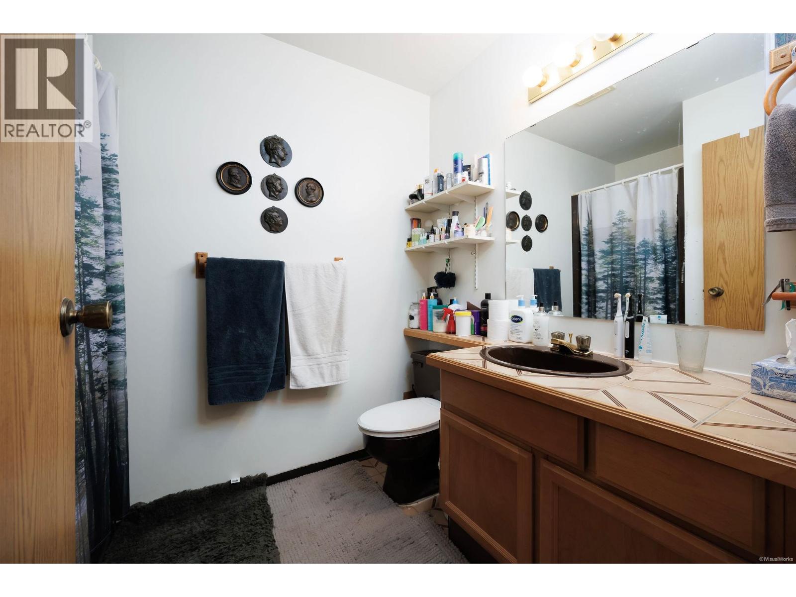 21 1174 INLET STREET, Coquitlam