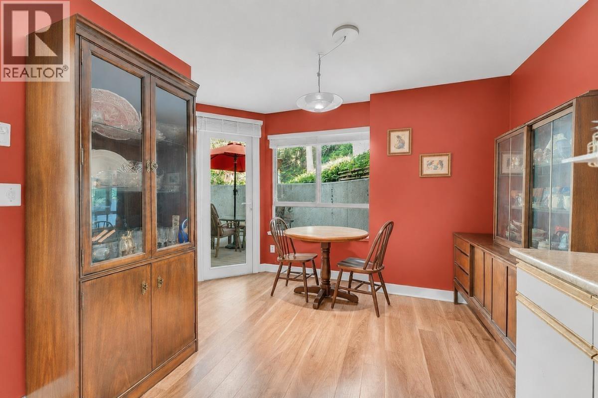 329 1215 LANSDOWNE DRIVE, Coquitlam