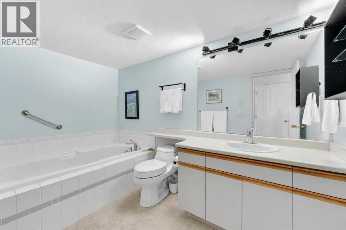 329 1215 LANSDOWNE DRIVE, Coquitlam