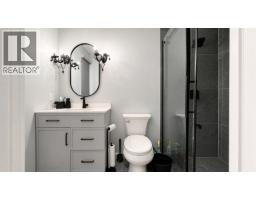 3938 Indian River Drive, North Vancouver, BC V7G2G9 Photo 18