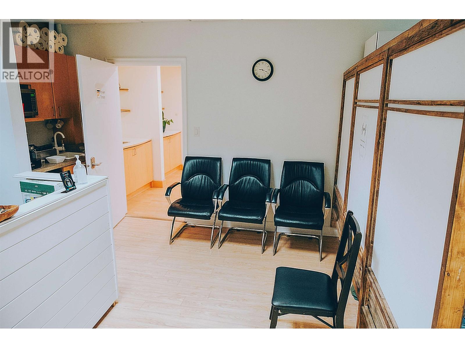 5 1680 W LLOYD AVENUE, North Vancouver