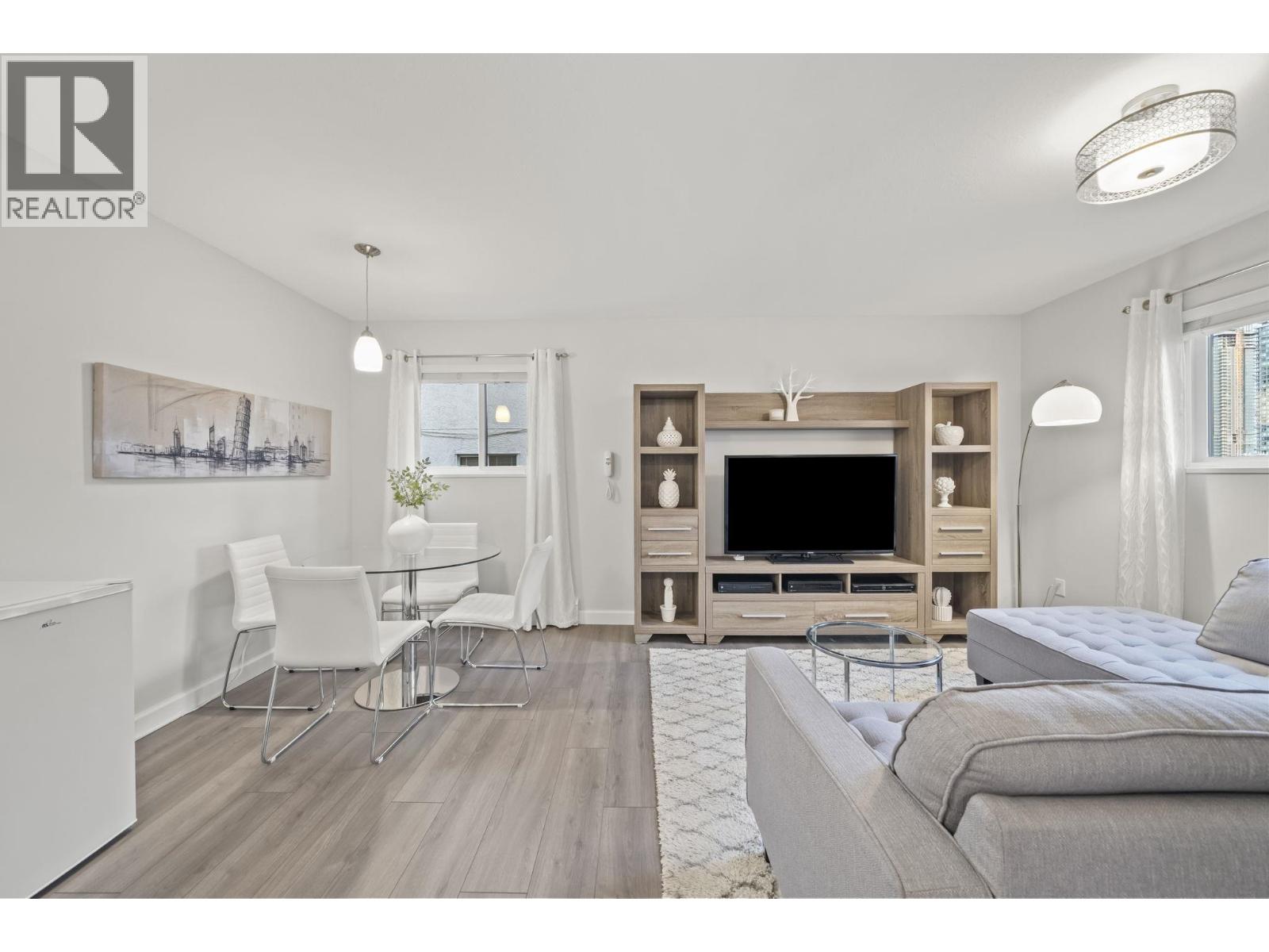 4268 GRAVELEY STREET, Burnaby