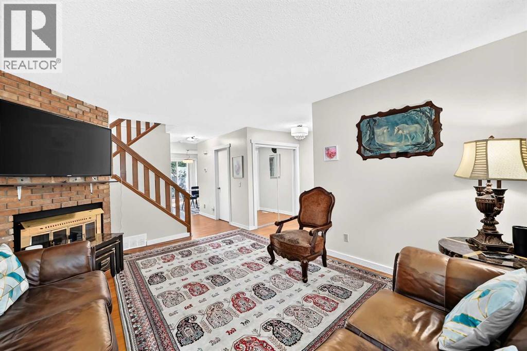 617 Whitewood Road NE - 11