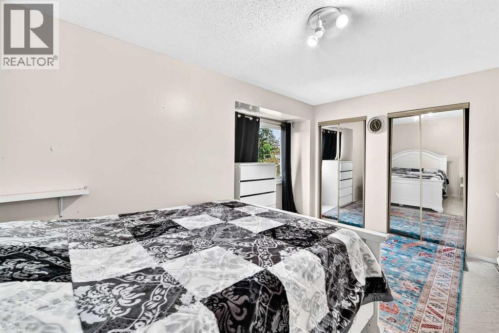 617 Whitewood Road NE - 16