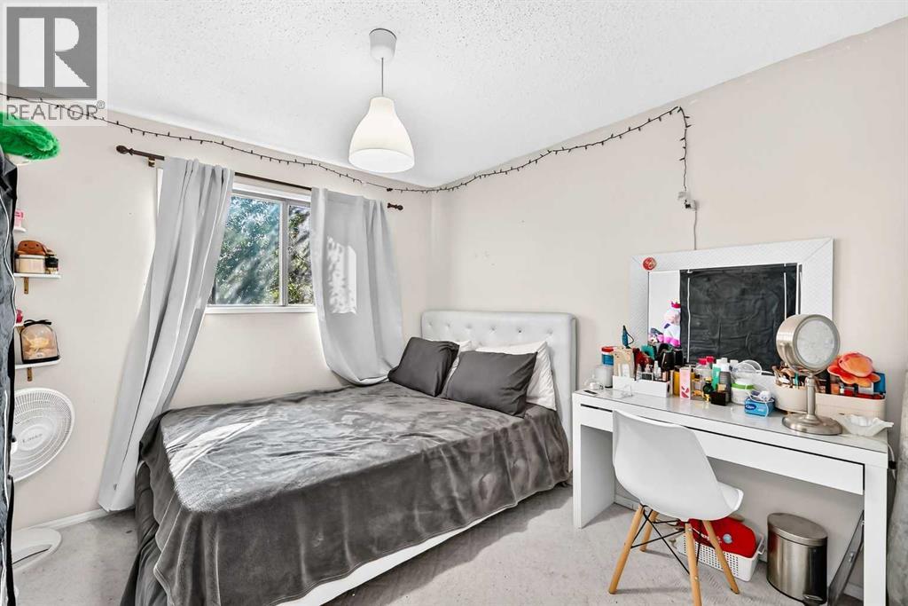 617 Whitewood Road NE - 17