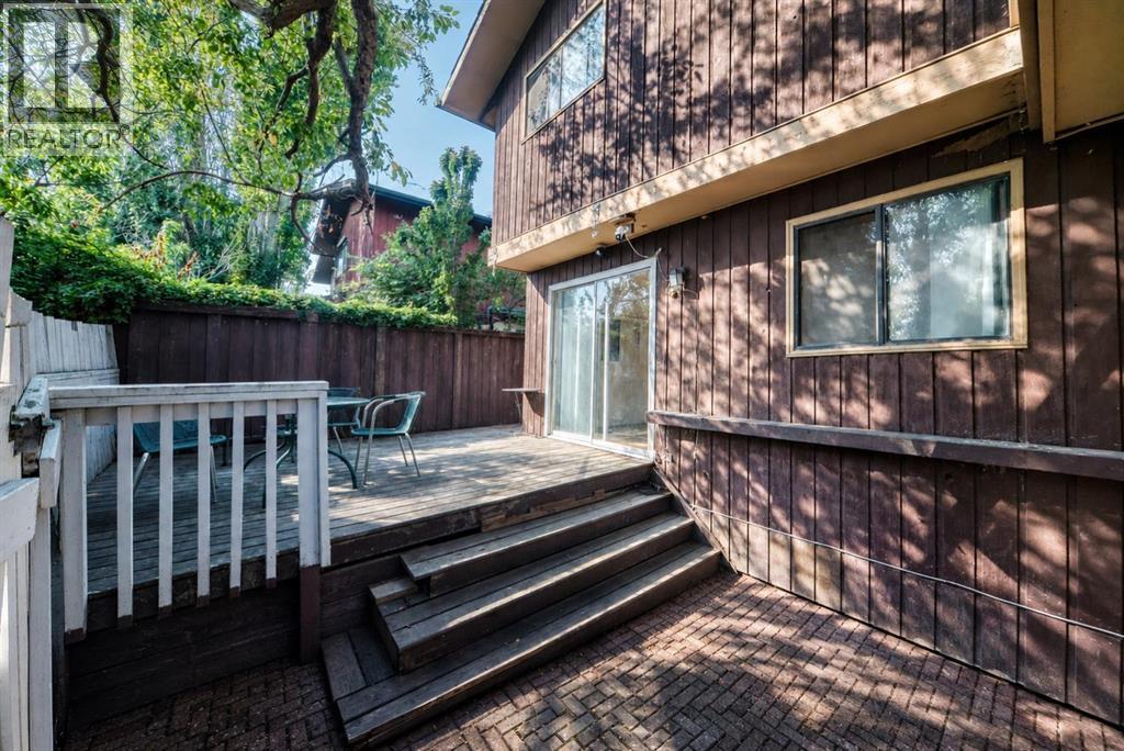 617 Whitewood Road NE - 32