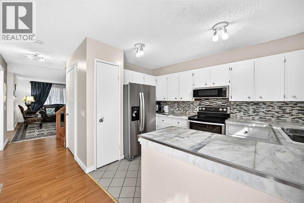 617 Whitewood Road NE - 8