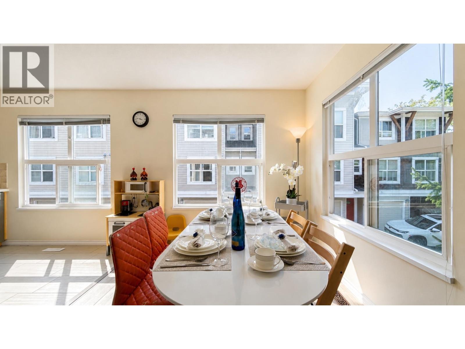 51 7111 LYNNWOOD DRIVE, Richmond