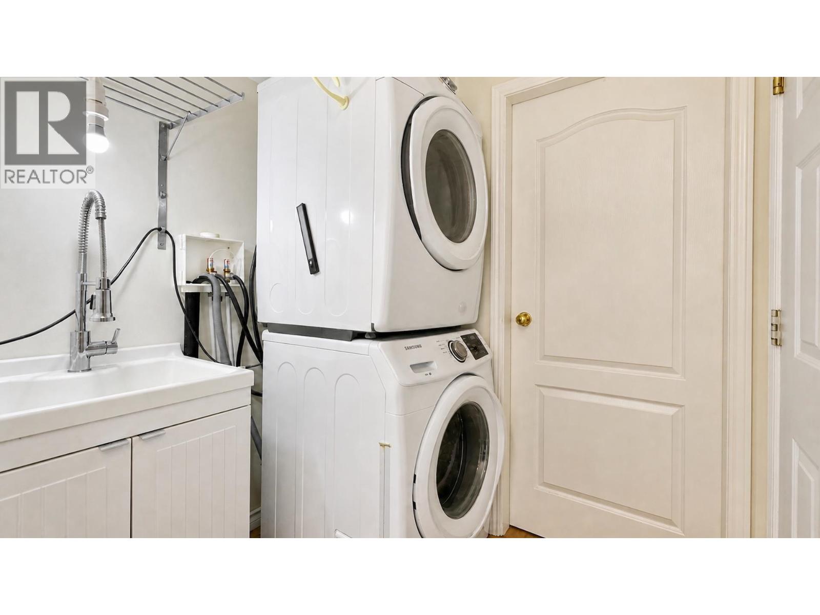 51 7111 LYNNWOOD DRIVE, Richmond