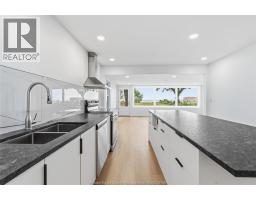 546 Pearl, Lakeshore, ON N0R1A0 Photo 17
