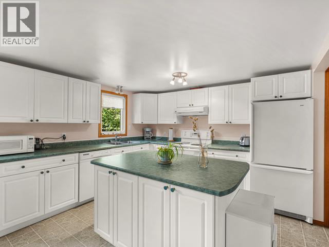 1308 ELM STREET - 13