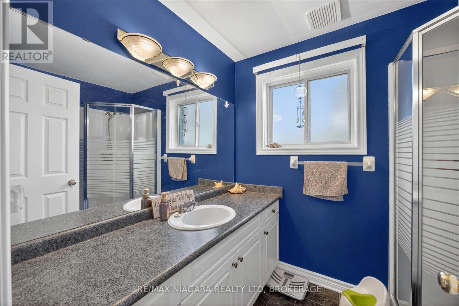 4457 KATHLEEN CRESCENT - Image 28