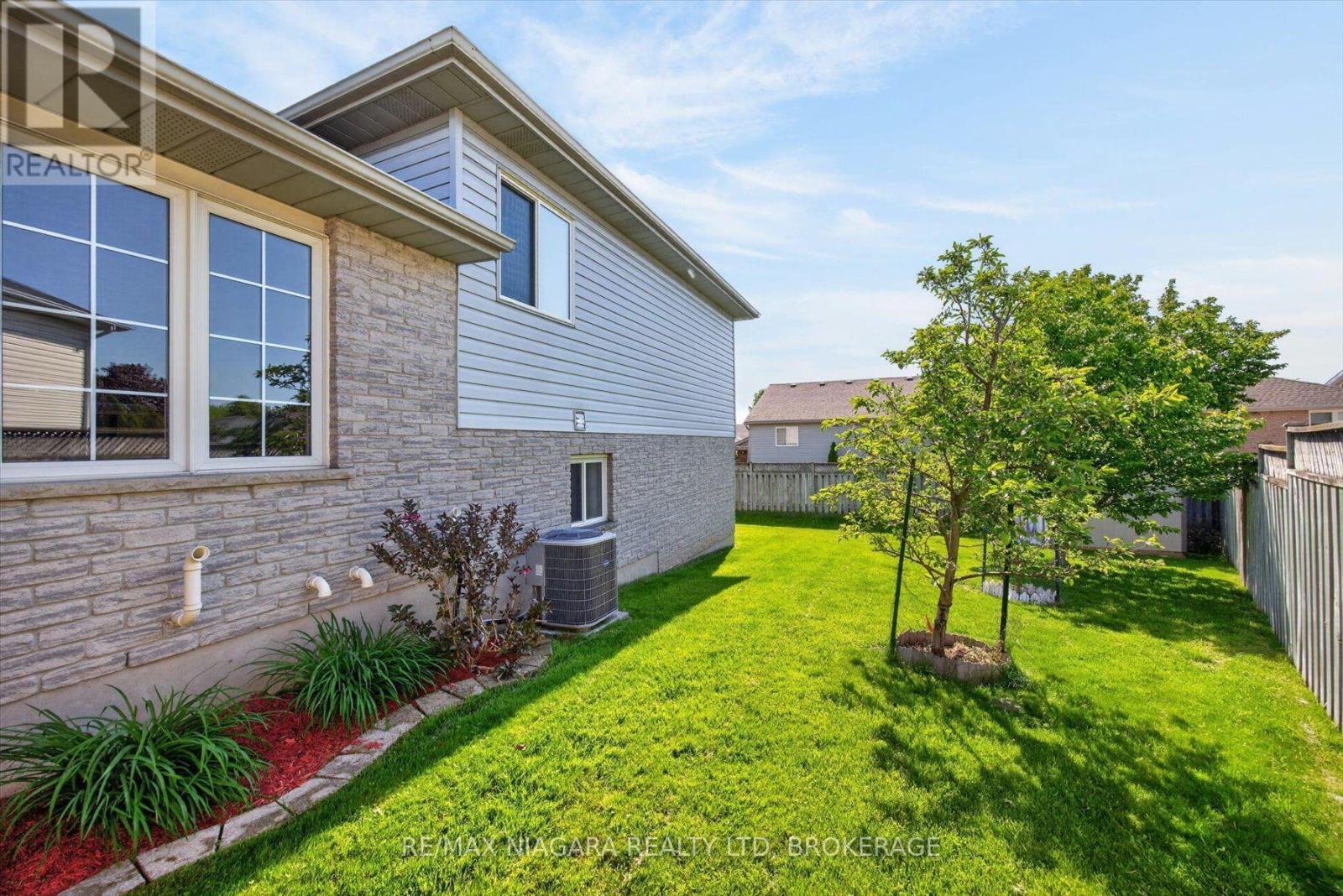 4457 KATHLEEN CRESCENT - Image 34