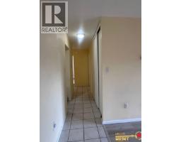 109 3901 Carrigan Court, Burnaby, BC V3N4K1 Photo 7