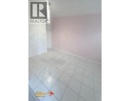 109 3901 Carrigan Court, Burnaby, BC V3N4K1 Photo 12