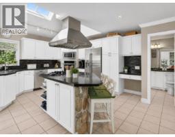 1128 Esplanade Avenue, West Vancouver, BC V7T1G3 Photo 7