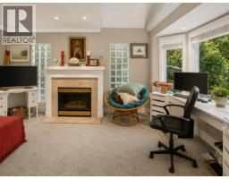 1128 Esplanade Avenue, West Vancouver, BC V7T1G3 Photo 10