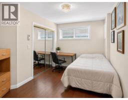 1128 Esplanade Avenue, West Vancouver, BC V7T1G3 Photo 28