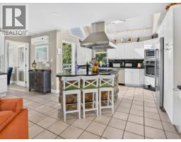1128 Esplanade Avenue, West Vancouver, BC V7T1G3 Photo 8