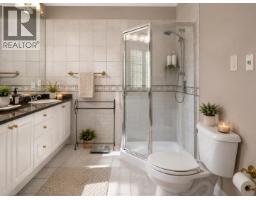1128 Esplanade Avenue, West Vancouver, BC V7T1G3 Photo 19