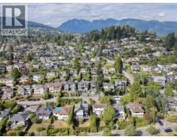 1128 Esplanade Avenue, West Vancouver, BC V7T1G3 Photo 38