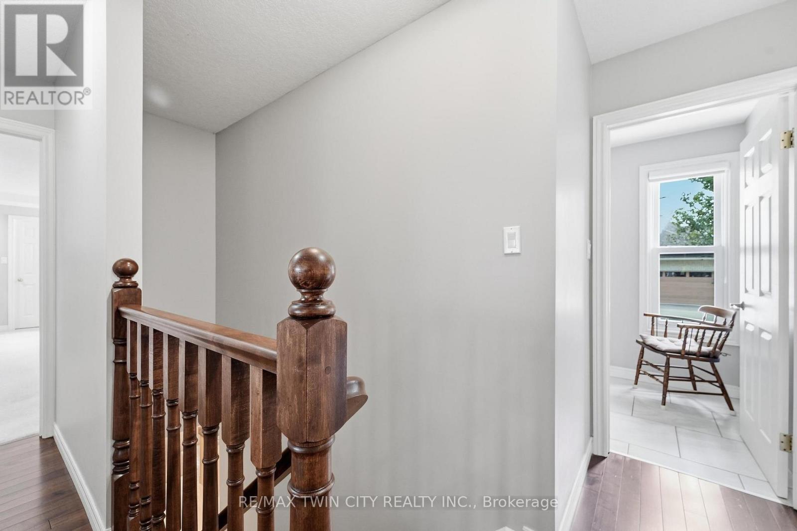 15 SHEPHARD PLACE - Image 29