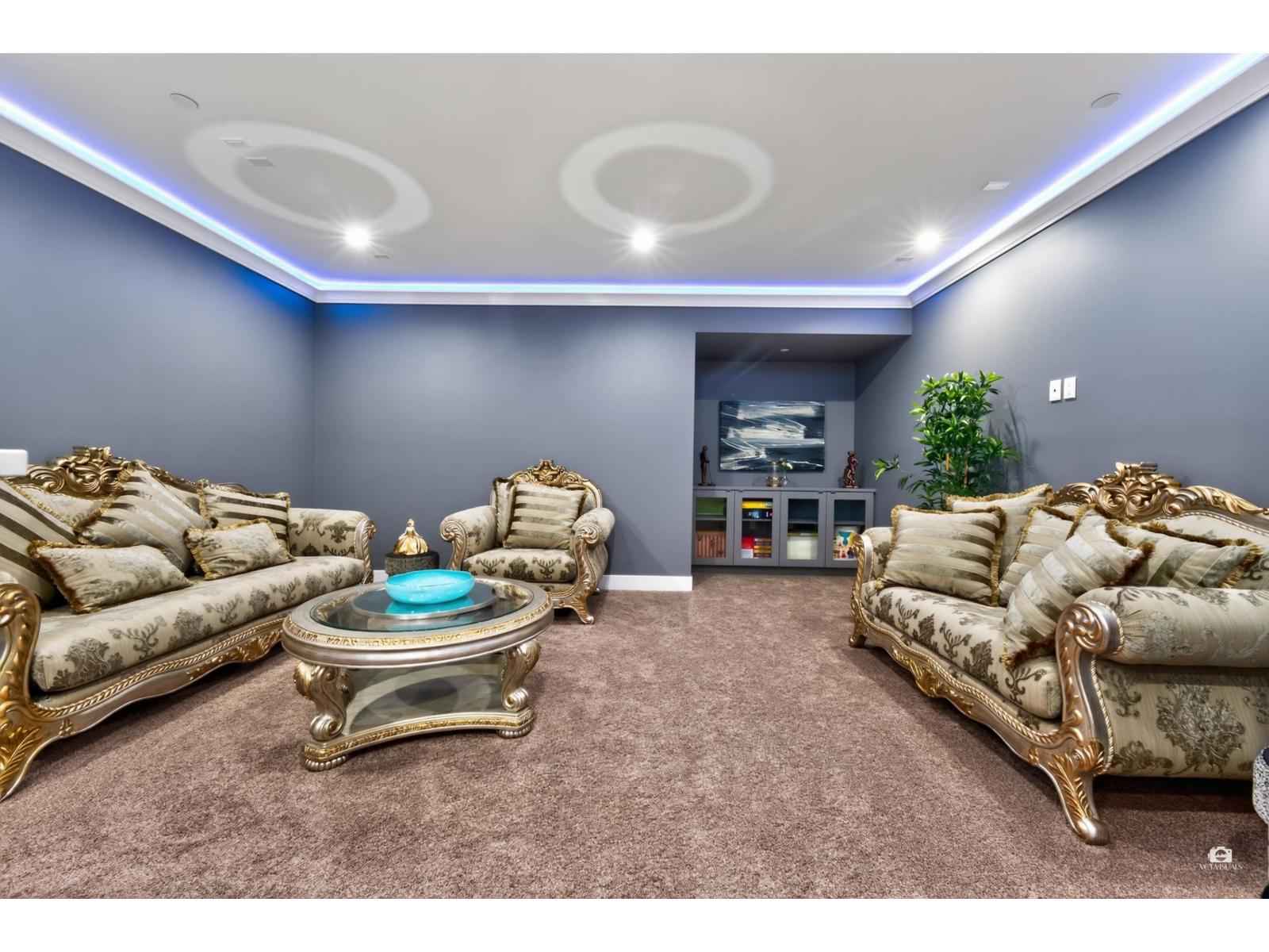 15881 BUENA VISTA AVENUE, White Rock