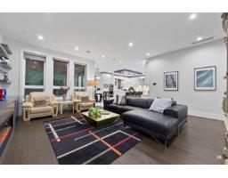 15881 Buena Vista Avenue, White Rock, BC V4B2A2 Photo 10
