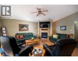 Foyer - 2987 Calling Lake Drive, Calling Lake, AB T9S0A8 Photo 7