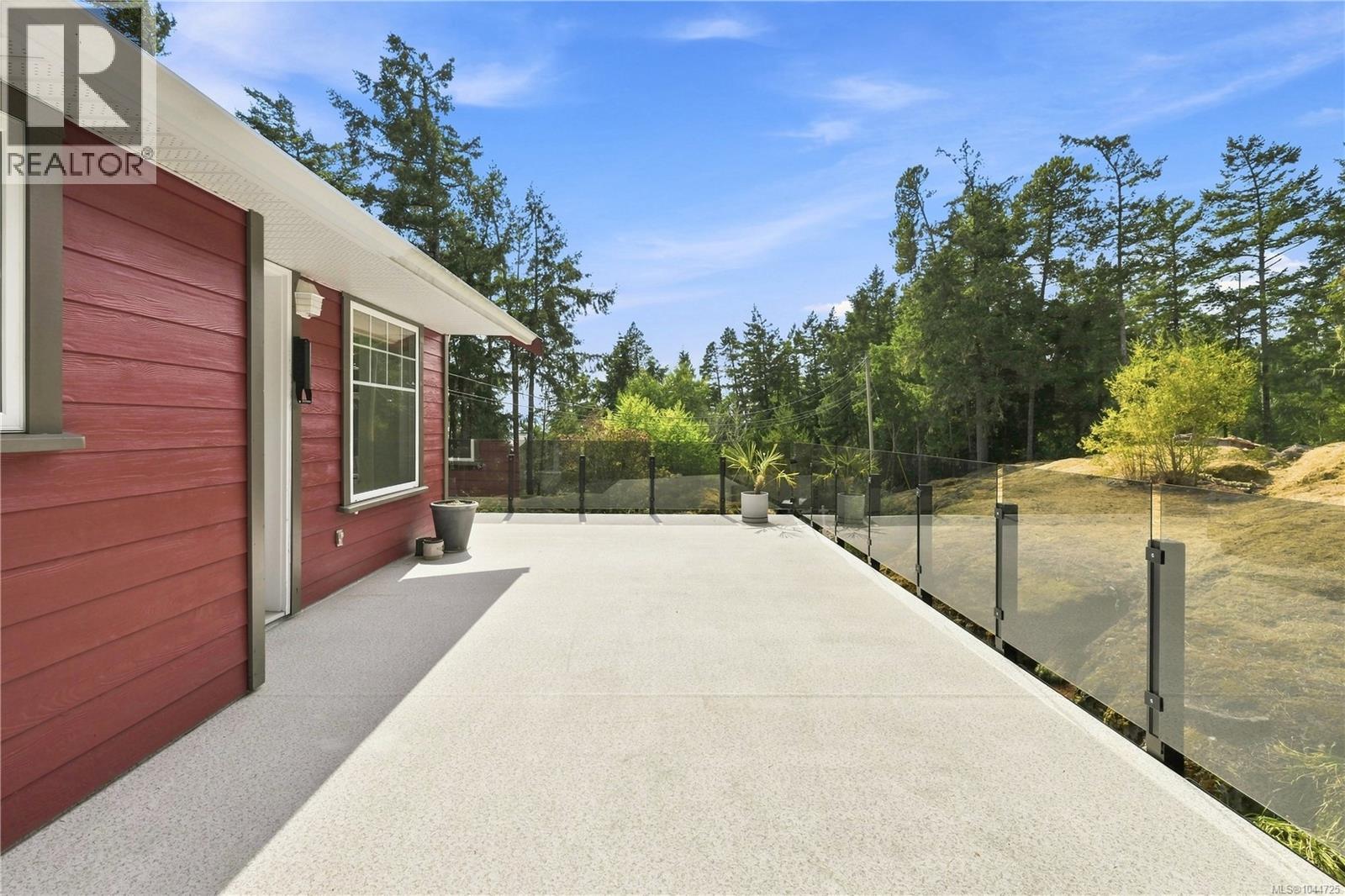 D 7806 Dalrae Pl, Sooke