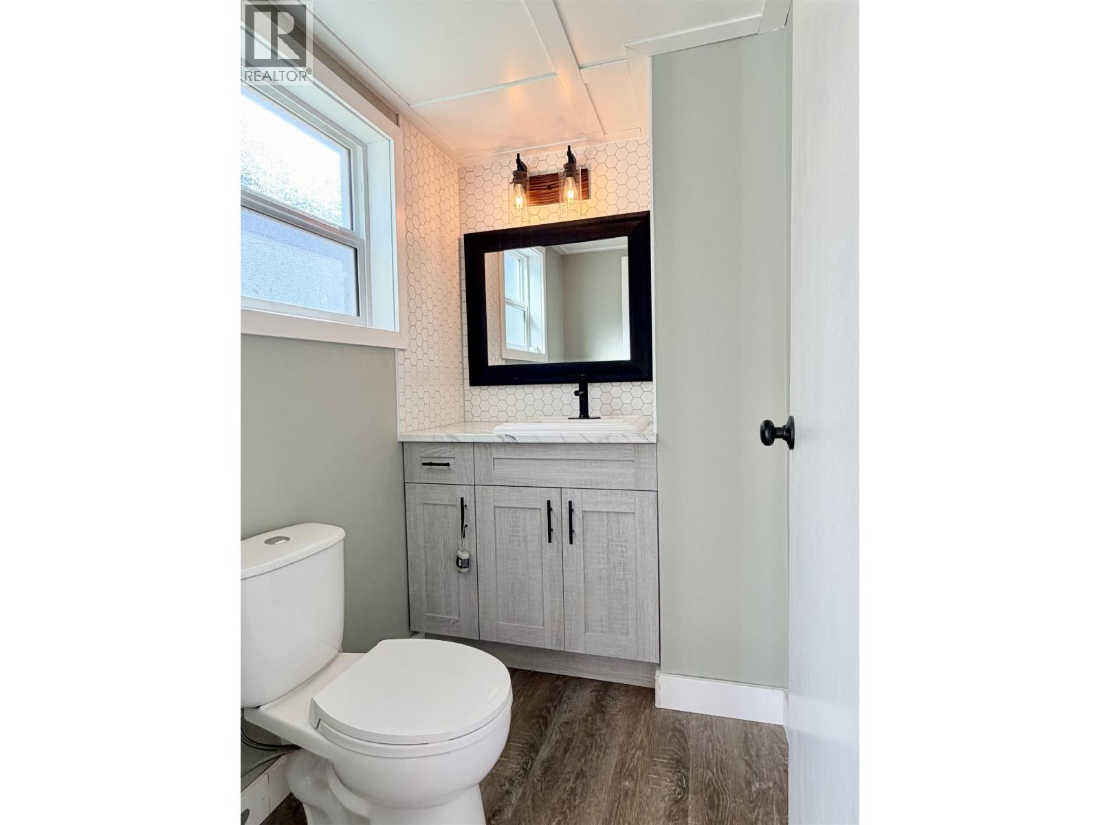 4907 LABELLE AVENUE - Image 25