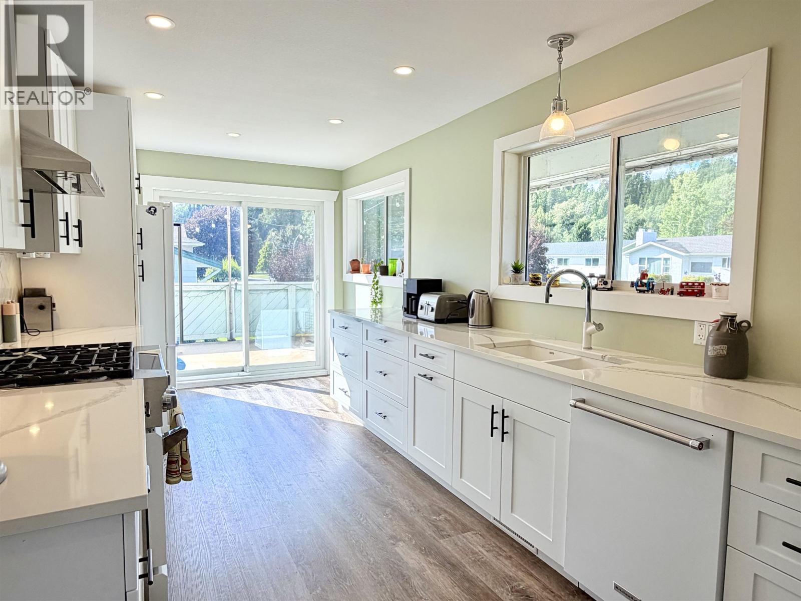4907 LABELLE AVENUE - Image 5