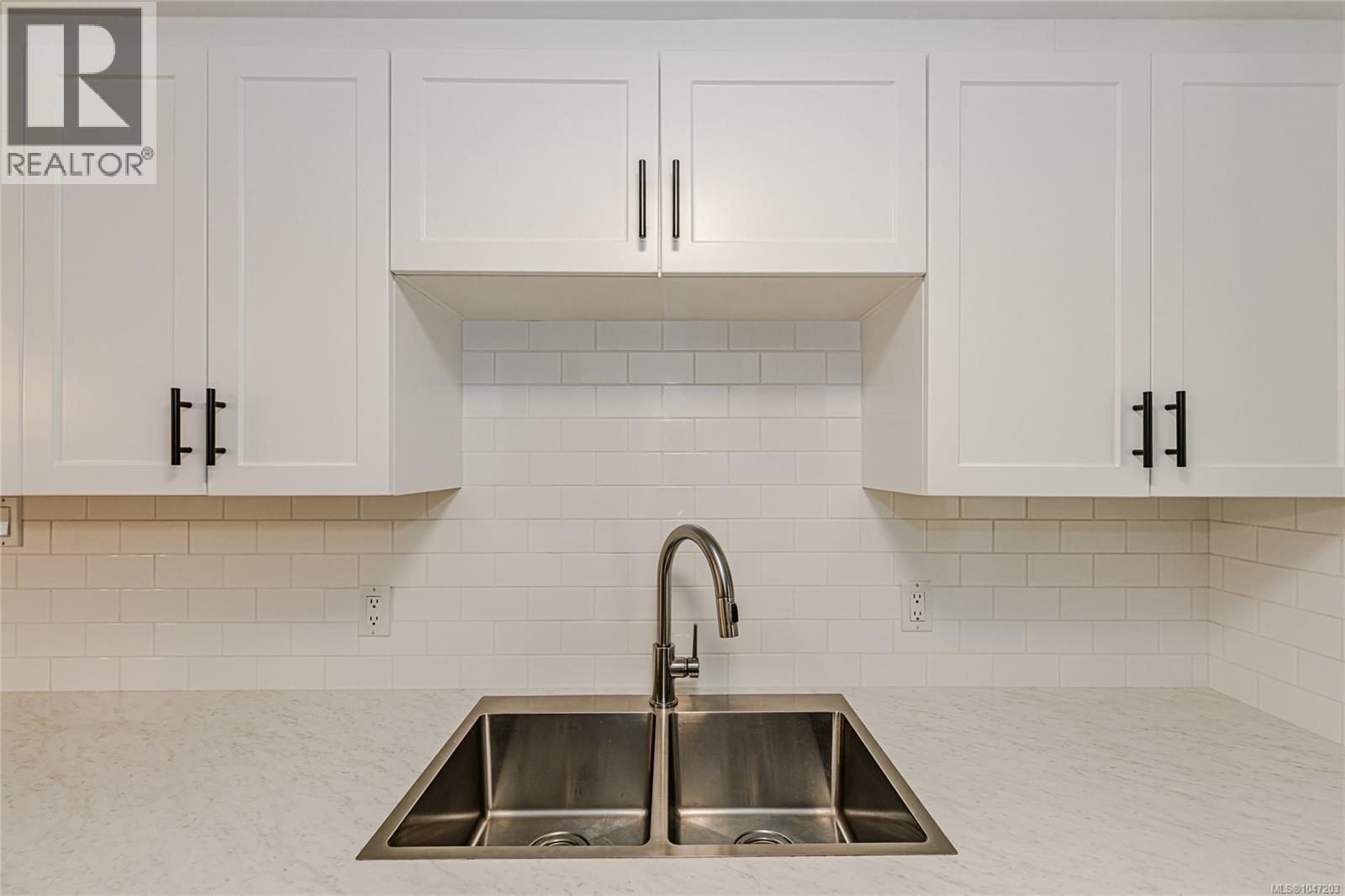 13 3230 Rutledge St, Saanich