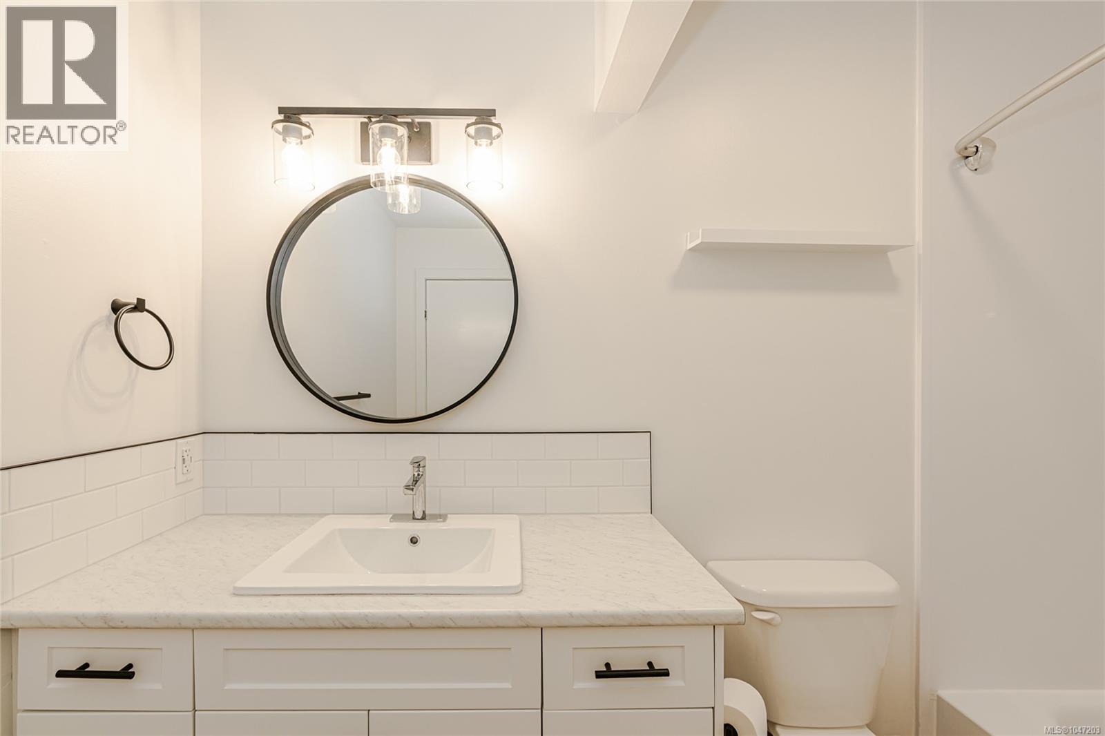 13 3230 Rutledge St, Saanich