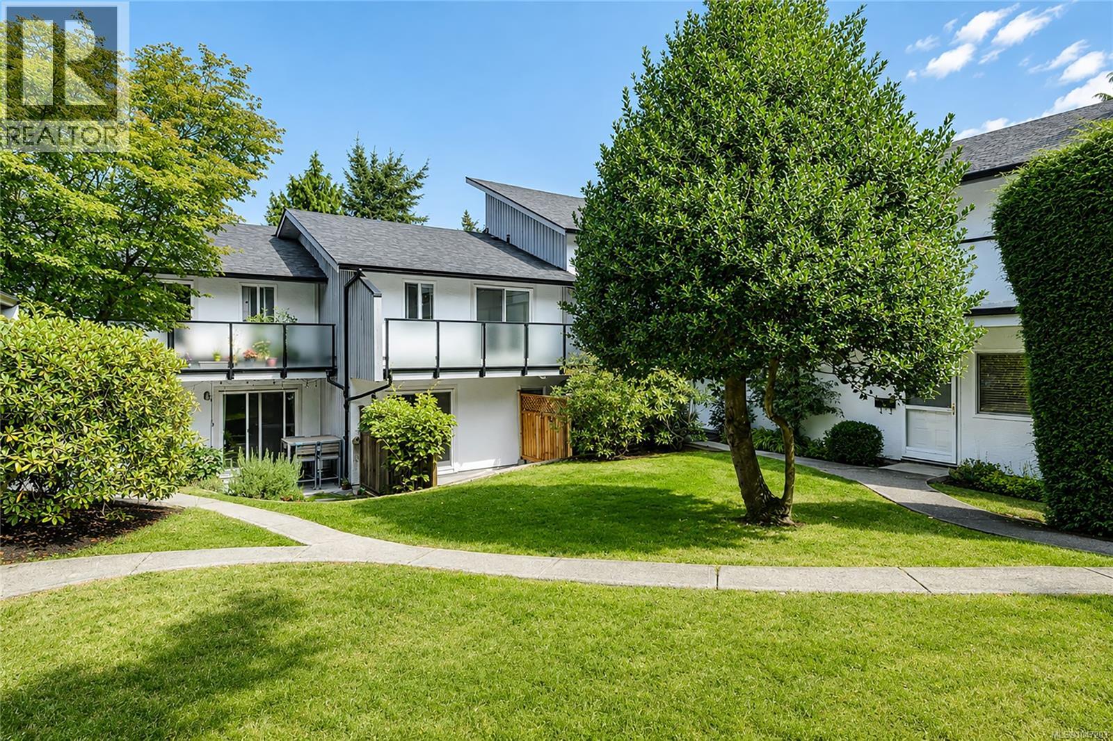 #13 3230 Rutledge St - 37