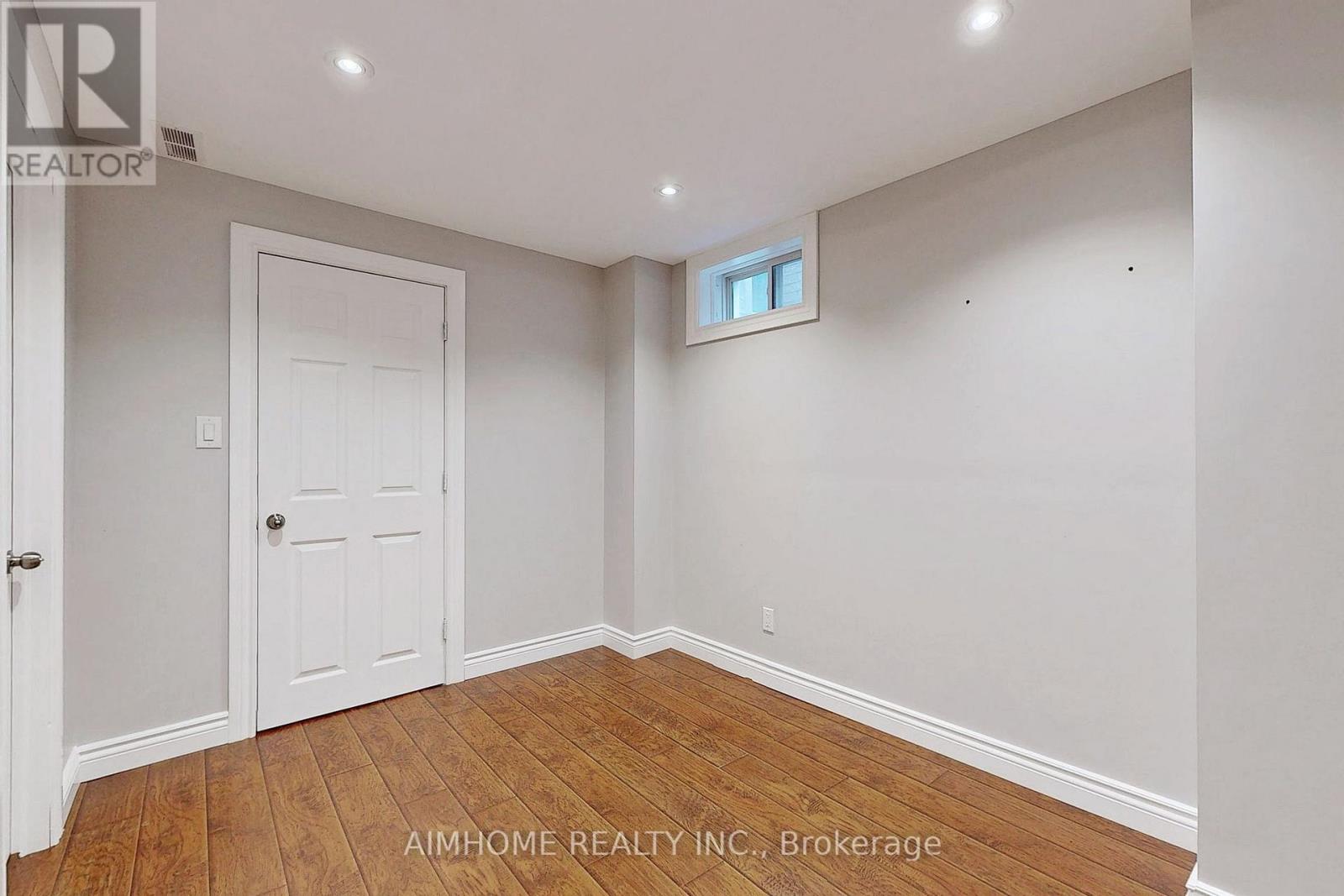 399 FLANAGAN COURT - 38